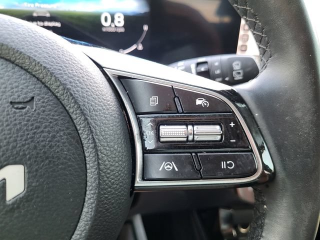 Certified 2025 Kia Seltos EX FWD image 17