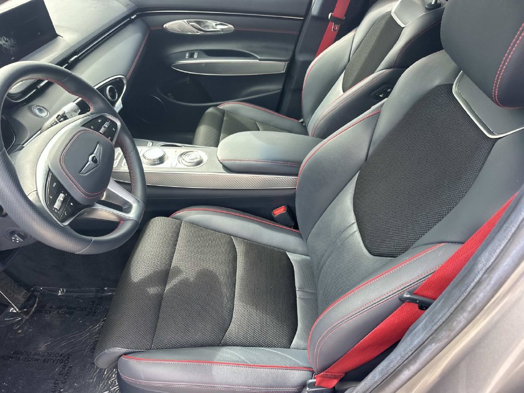 Certified 2024 Genesis GV70 3.5T Sport AWD/4WD image 18