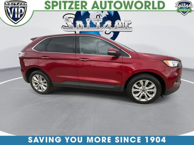 Used 2019 Ford Edge Titanium w/ Cold Weather Package AWD/4WD image 10