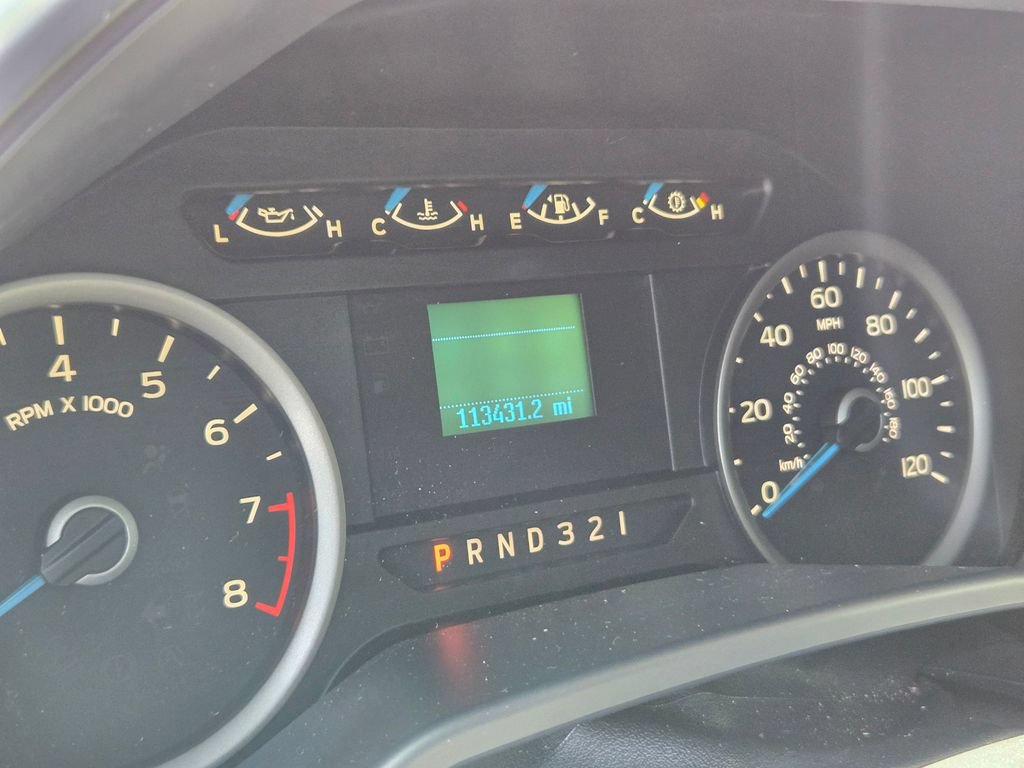 Used 2015 Ford F150 XLT AWD/4WD image 9
