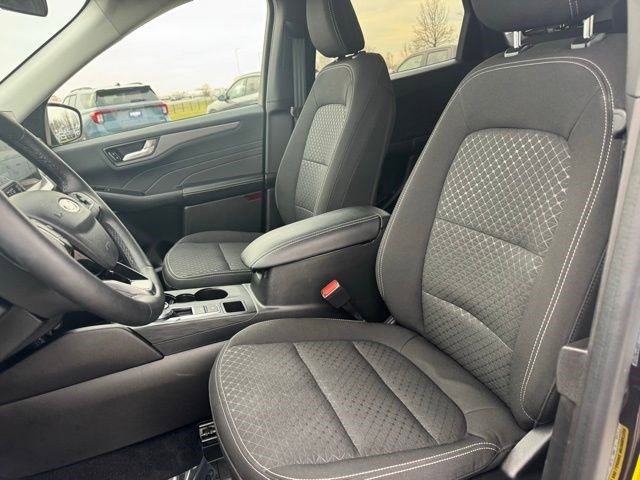 Certified 2023 Ford Escape Active w/ Tech Pack #2 image 12