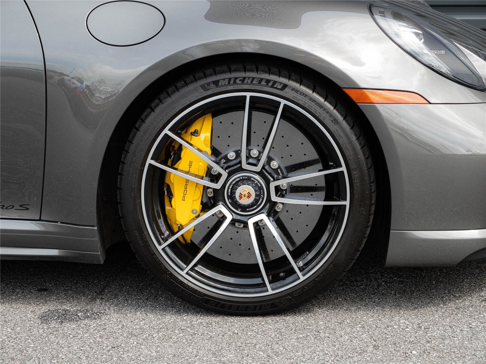 Certified 2021 Porsche 911 Turbo S AWD/4WD image 32