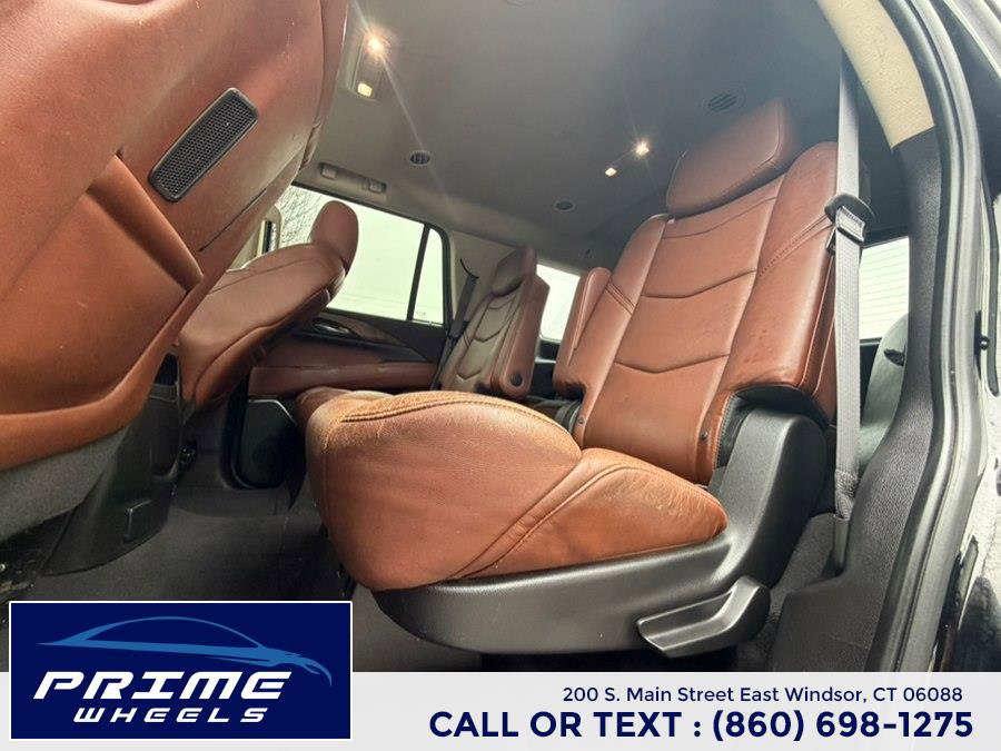 Used 2016 Cadillac Escalade Luxury image 12