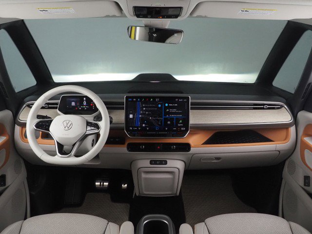 Used 2025 Volkswagen ID. Buzz 1st Edition image 3