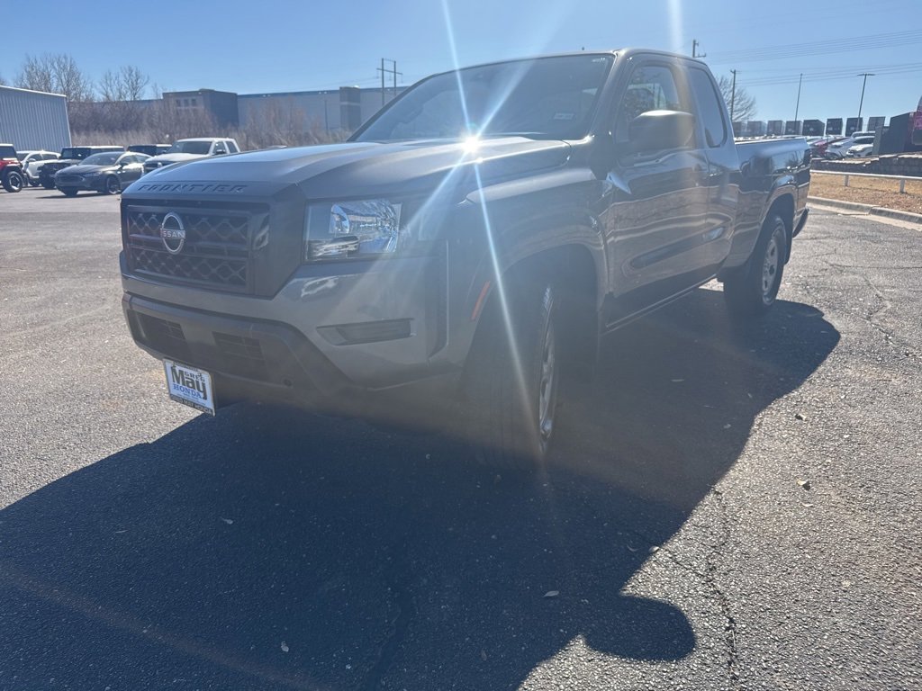 Used 2022 Nissan Frontier S image 7