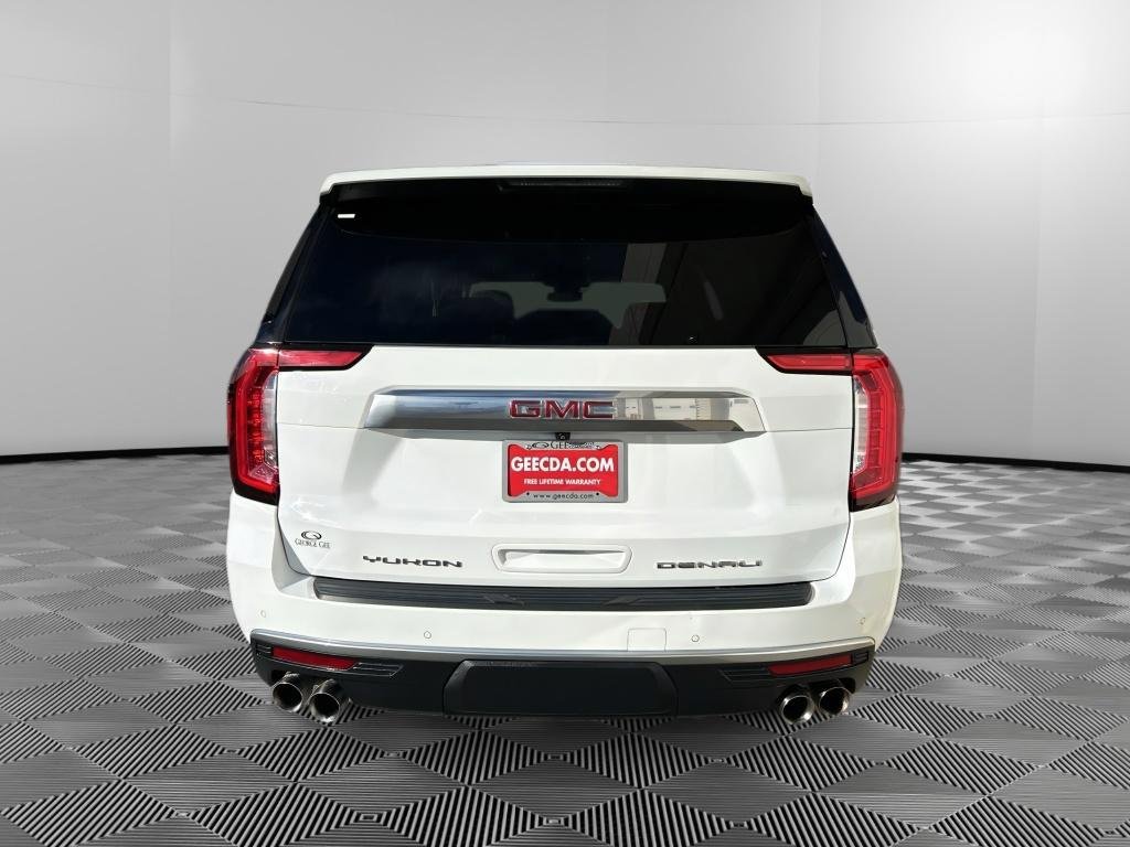 Used 2024 GMC Yukon XL Denali AWD/4WD image 5