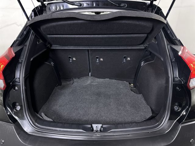 Used 2020 Nissan Kicks SR FWD image 27