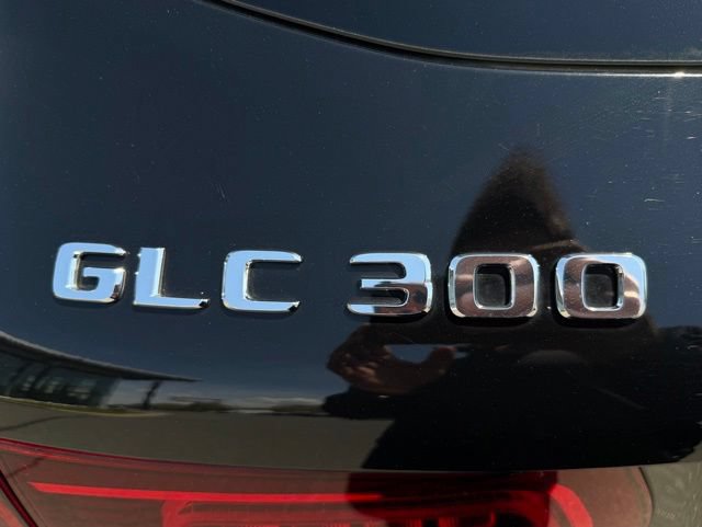 Certified 2022 Mercedes-Benz GLC 300 4MATIC w/ Multimedia Package Lite image 9
