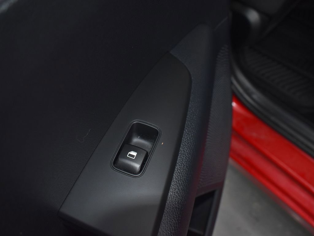 Certified 2023 Kia Forte LXS image 11