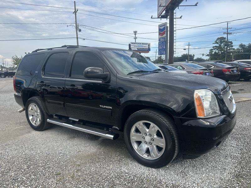 Used 2014 GMC Yukon SLT w/ SLT-2 Equipment Package RWD image 5