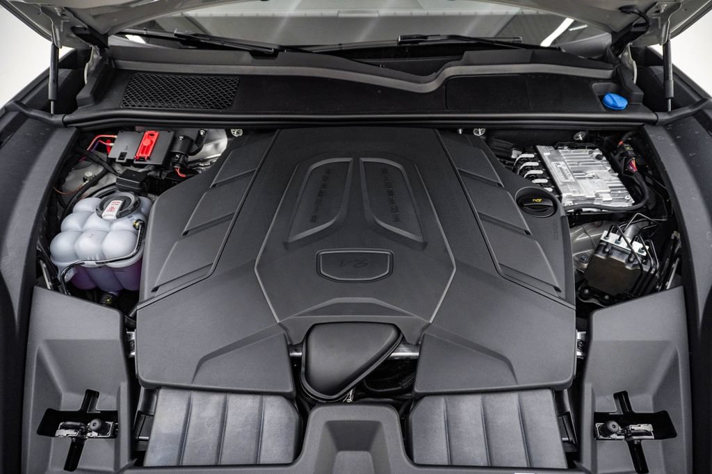 New 2026 Porsche Cayenne AWD/4WD image 29