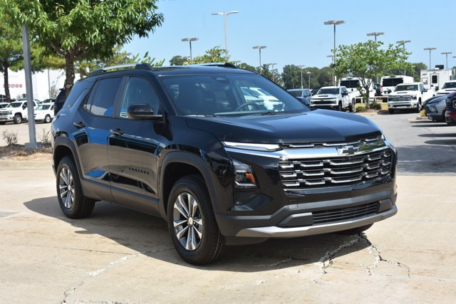 New 2027 Chevrolet Equinox LT w/ LPO, Floor Liner Package FWD image 3