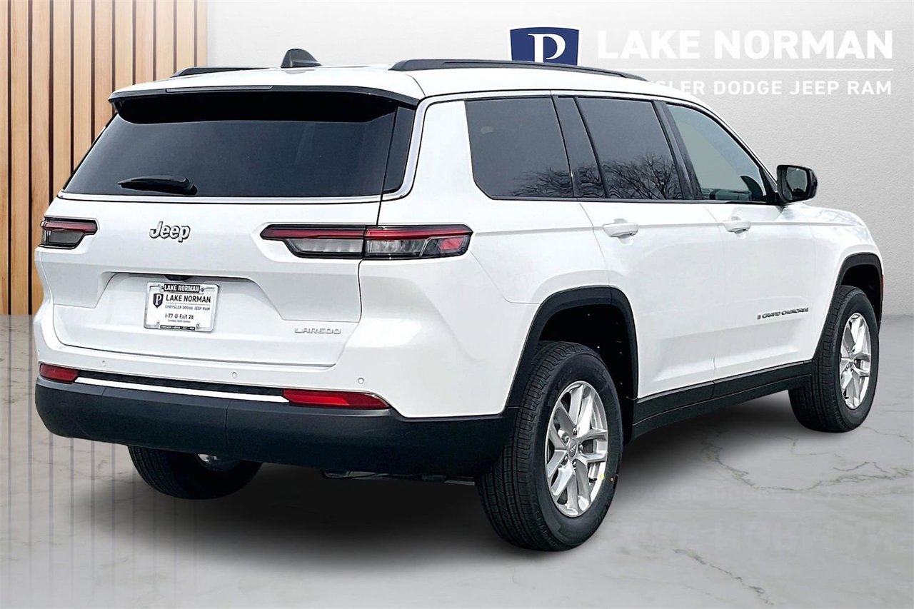 New 2025 Jeep Grand Cherokee L Laredo w/ Luxury Tech Group I image 9