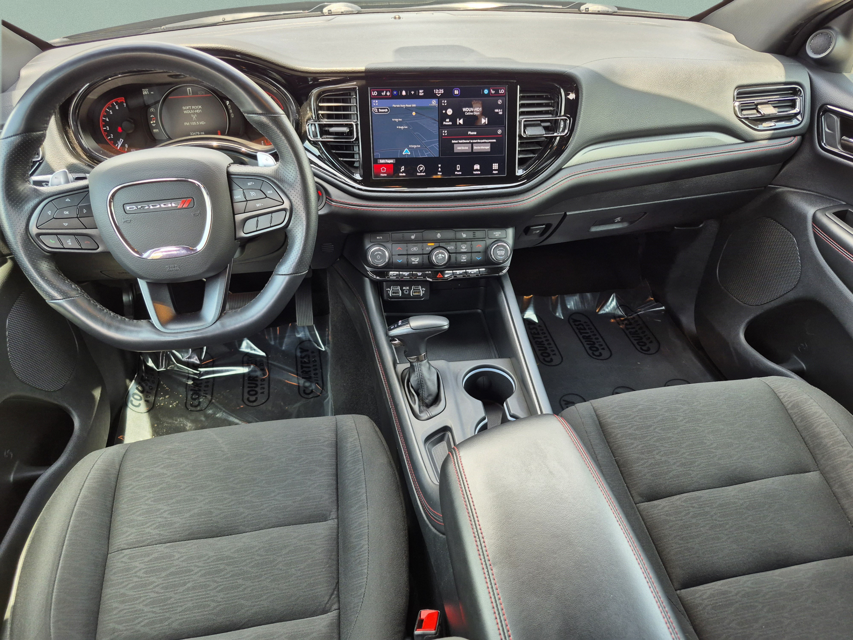 Used 2025 Dodge Durango GT RWD image 13