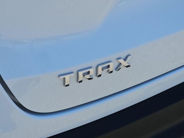 New 2026 Chevrolet Trax LT w/ Sunroof Package FWD image 31
