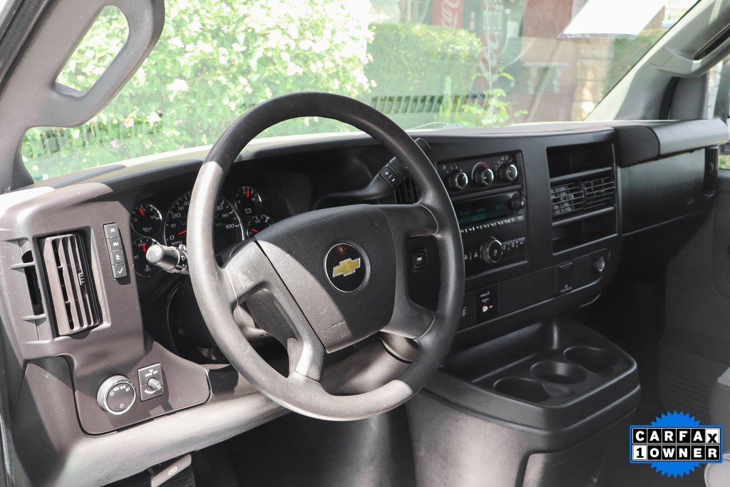 Used 2018 Chevrolet Express 3500 Work Van image 18