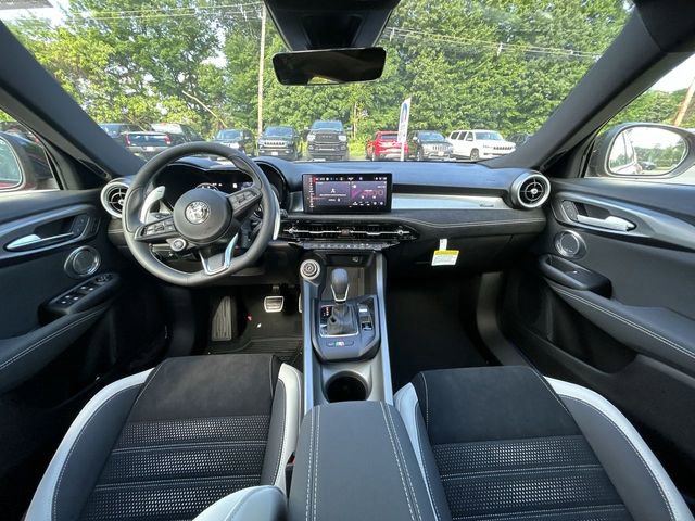 New 2026 Alfa Romeo Tonale w/ Active Assist Package AWD/4WD image 12