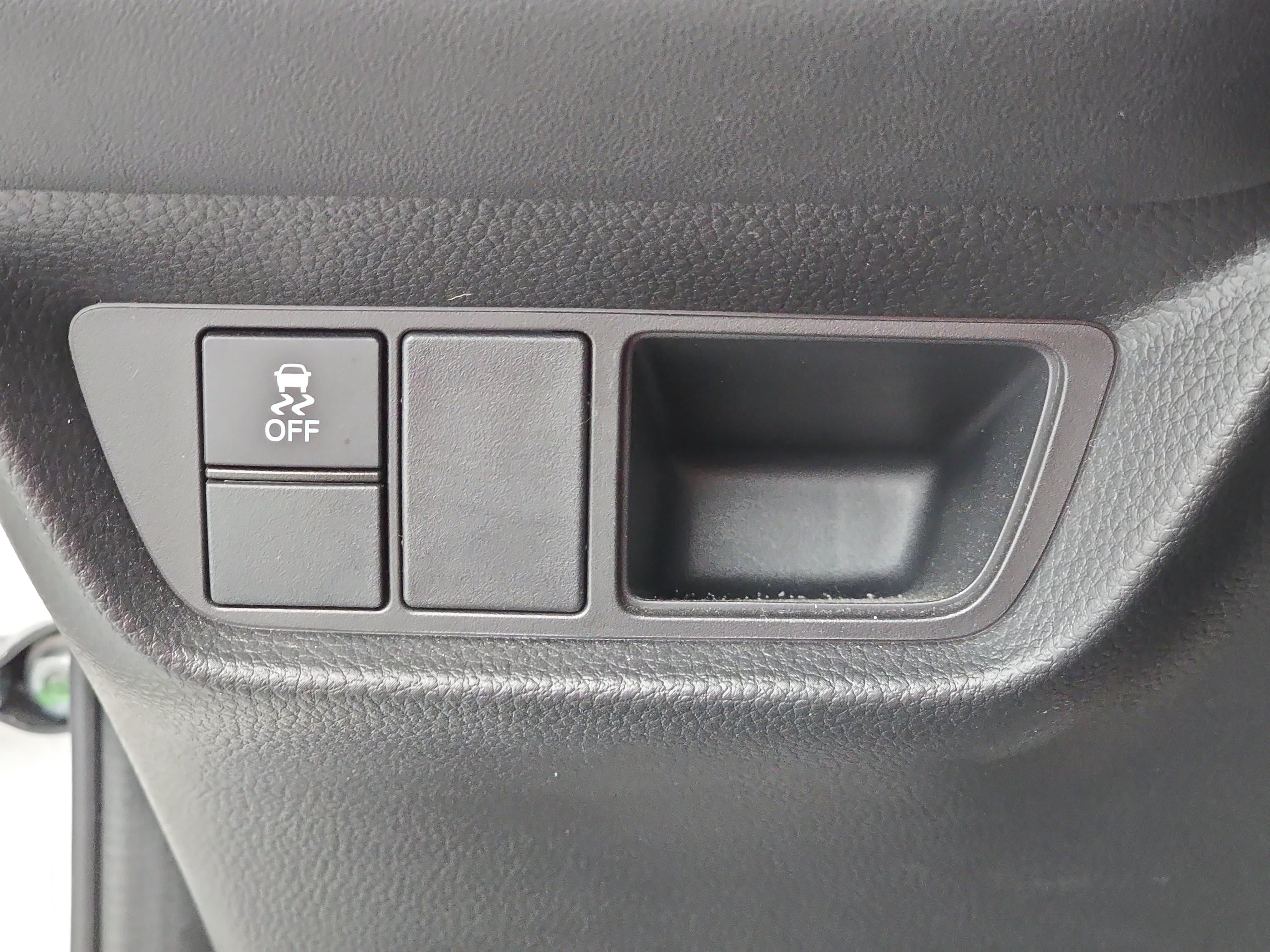 Used 2025 Honda HR-V Sport image 25