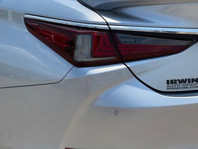 Used 2023 Lexus ES 350 w/ Premium Package FWD image 34
