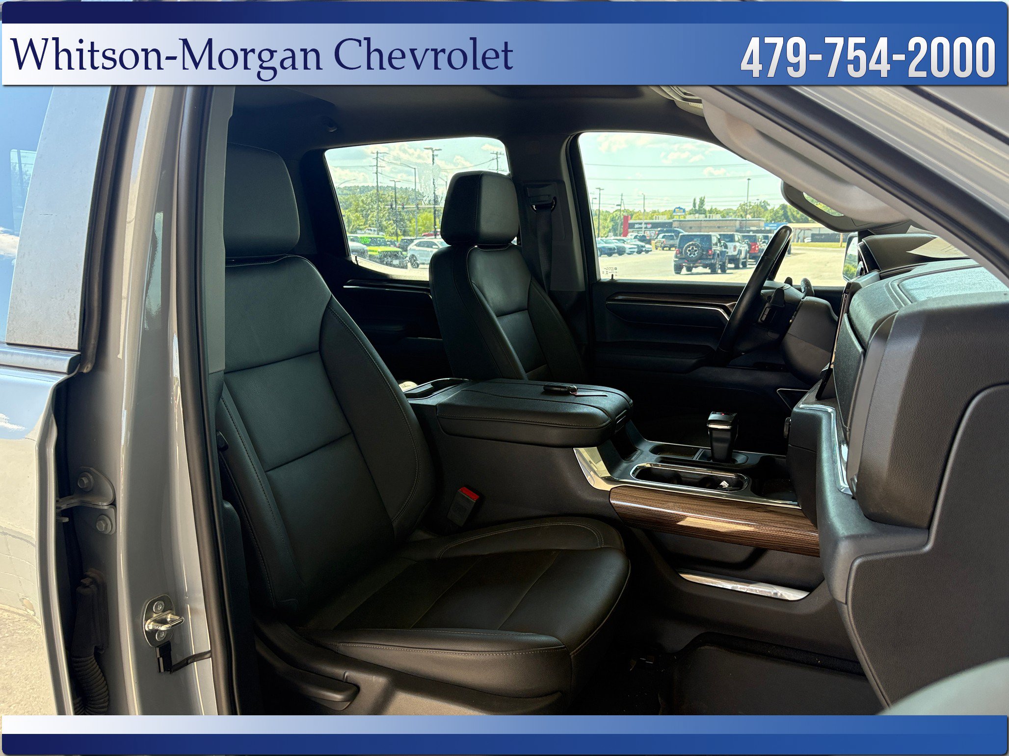 Used 2024 Chevrolet Silverado 1500 LT Trail Boss w/ Convenience Package II AWD/4WD image 33