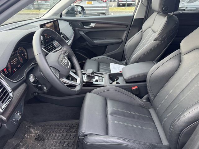 Certified 2025 Audi Q5 2.0T Premium Plus w/ Premium Plus Package AWD/4WD image 25