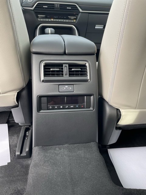 Used 2024 MAZDA CX-90 Plug-In Hybrid w/ Premium Pkg image 13