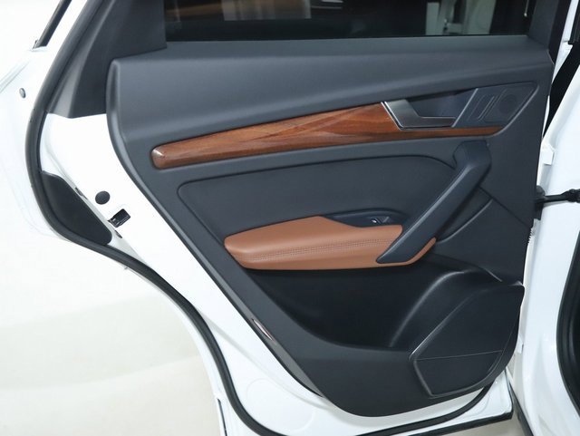 Used 2022 Audi Q5 2.0T Premium Plus image 32