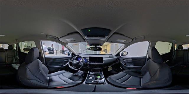 Used 2025 Nissan Rogue SL AWD/4WD image 17