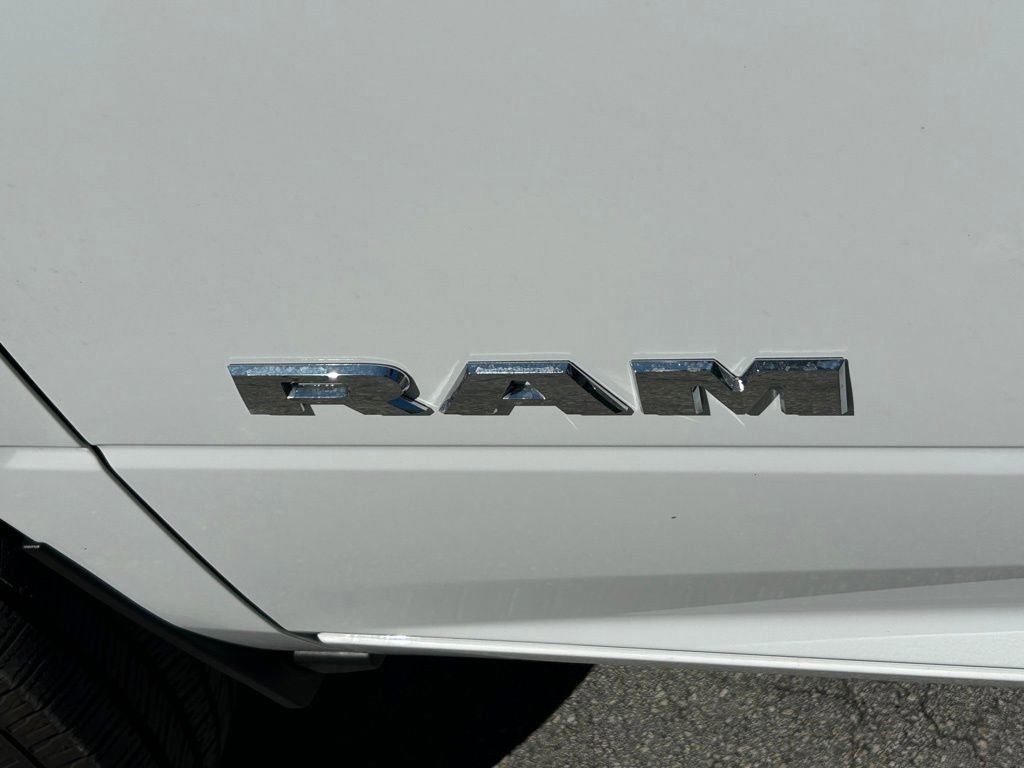 Used 2025 RAM 2500 Big Horn image 15