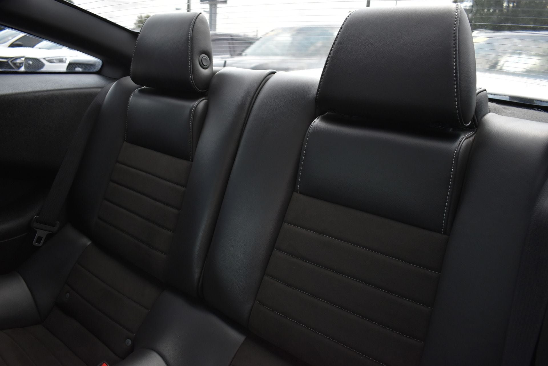 Used 2014 Ford Mustang GT Premium w/ Equipment Group 402A RWD image 14