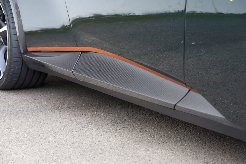 Certified 2025 Ferrari Purosangue image 31