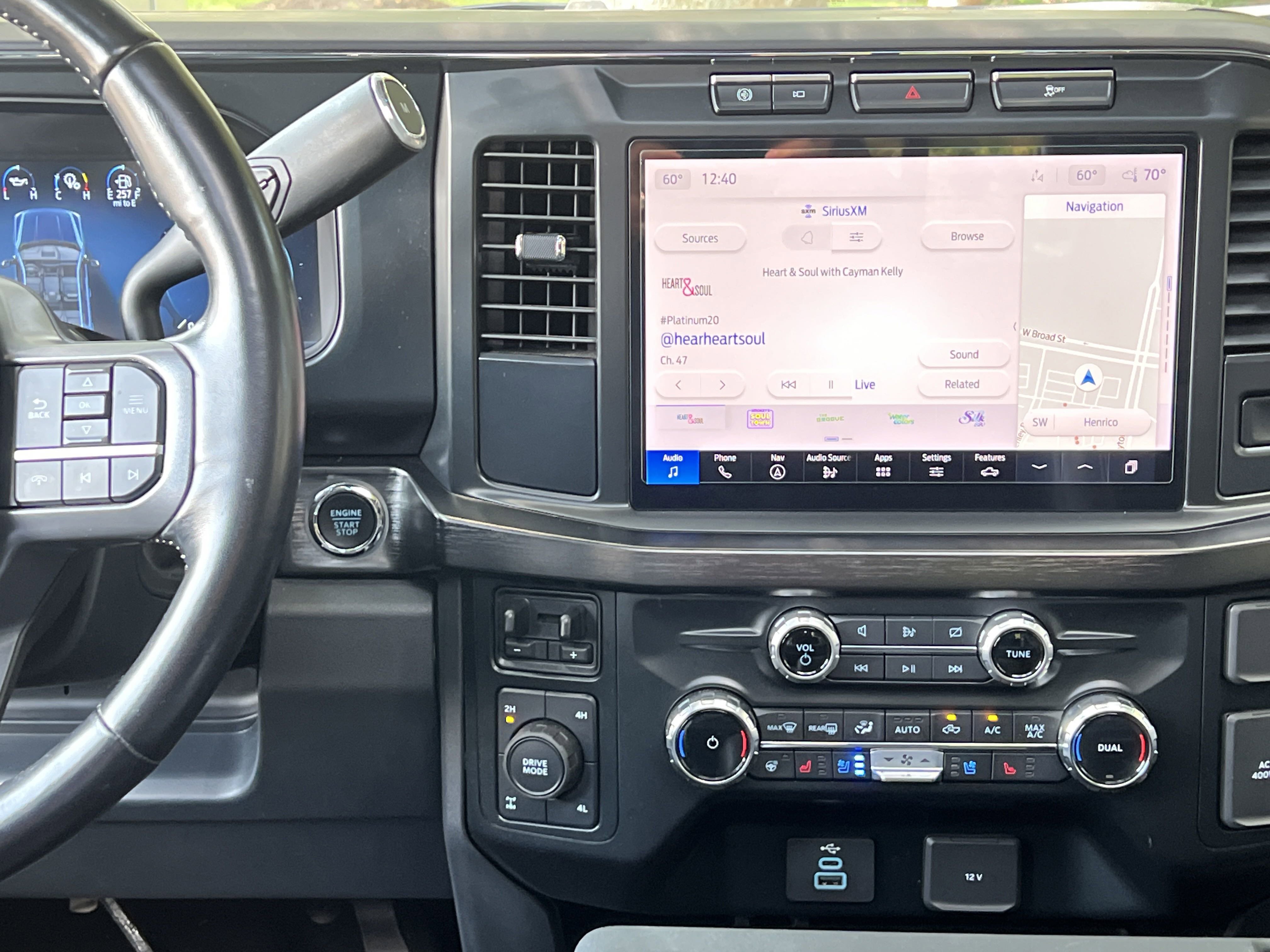 Used 2023 Ford F250 Lariat w/ Sport Appearance Package image 30