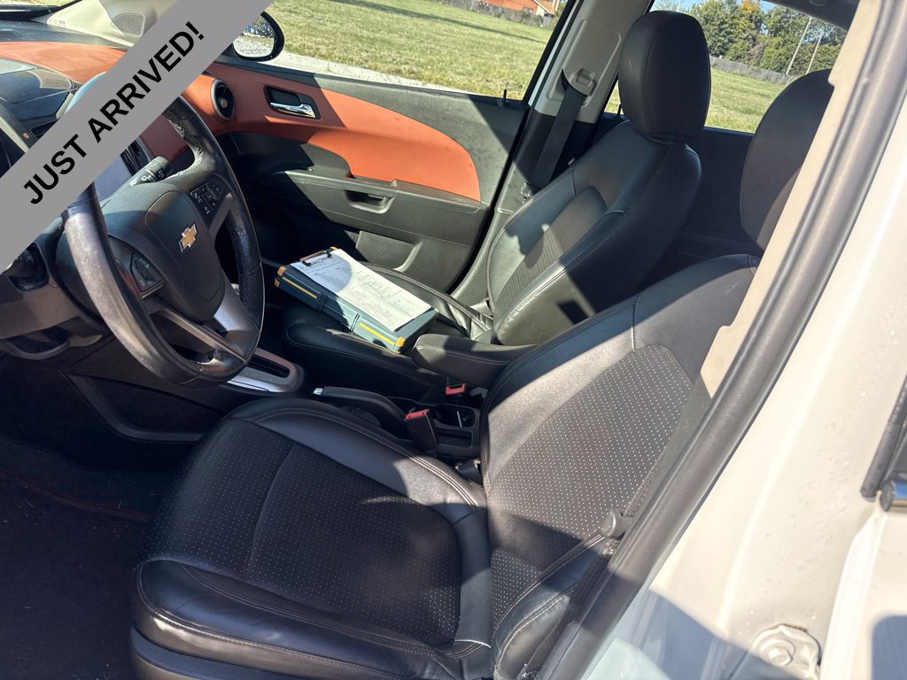 Used 2015 Chevrolet Sonic LTZ FWD image 12
