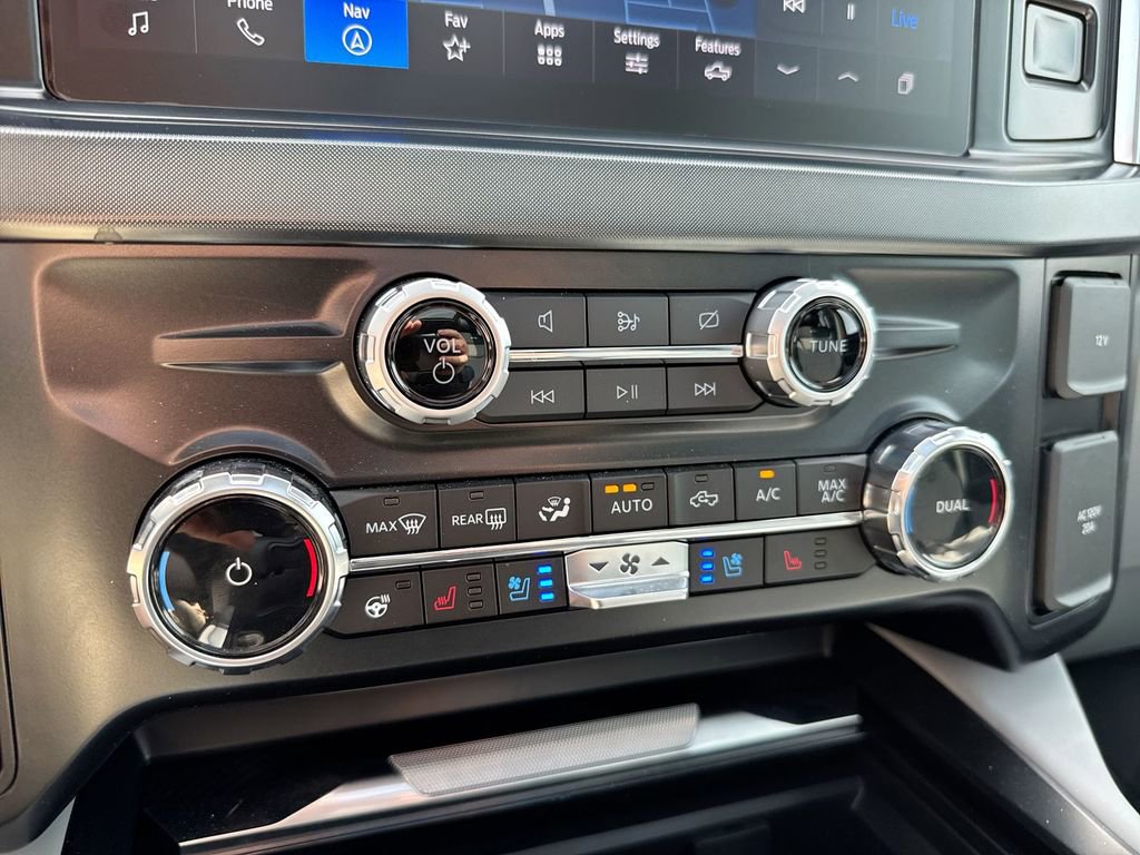 Used 2024 Ford F350 Limited w/ FX4 Off-Road Package image 17