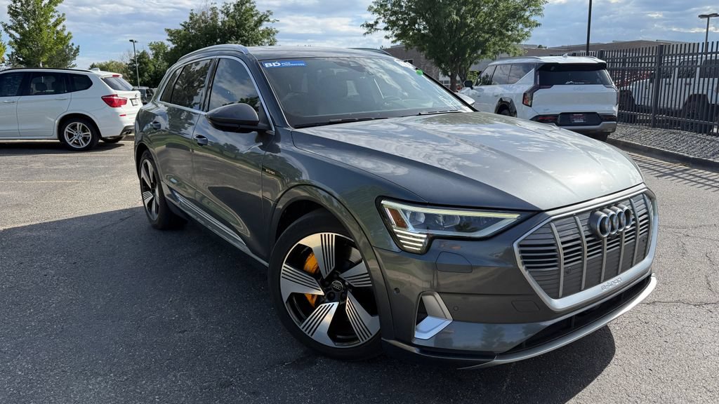 Used 2019 Audi e-tron Prestige w/ Prestige Package