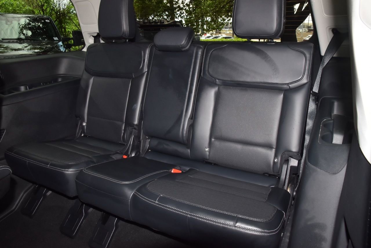 Certified 2025 Ford Expedition Platinum image 15