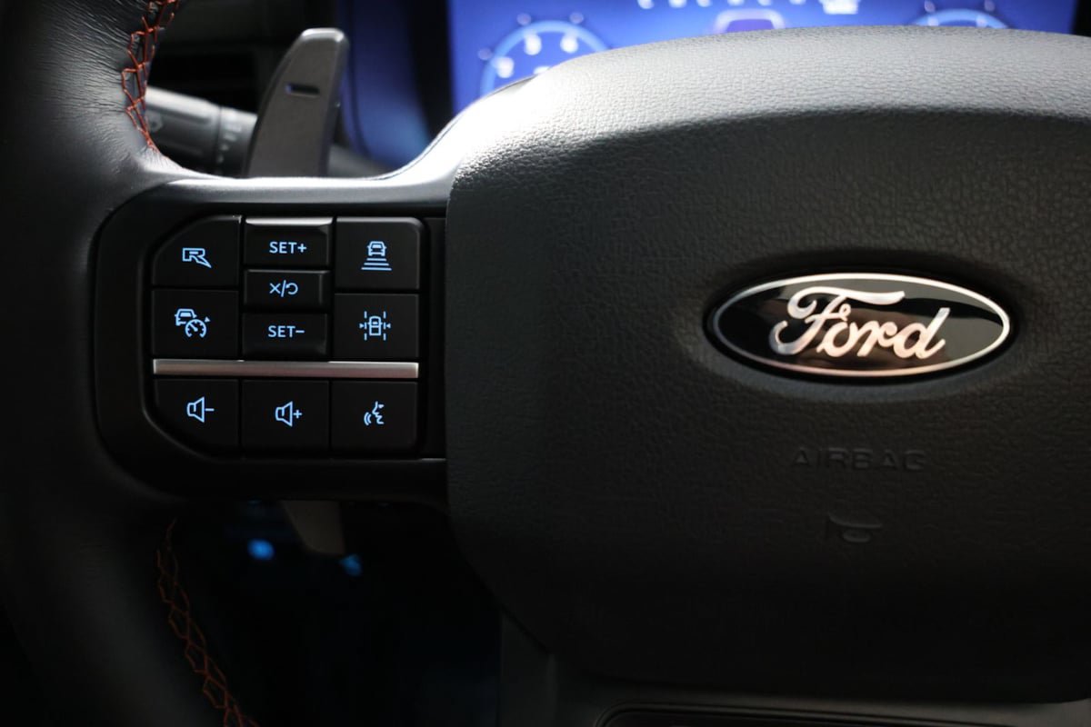 Used 2025 Ford F150 Raptor AWD/4WD image 29