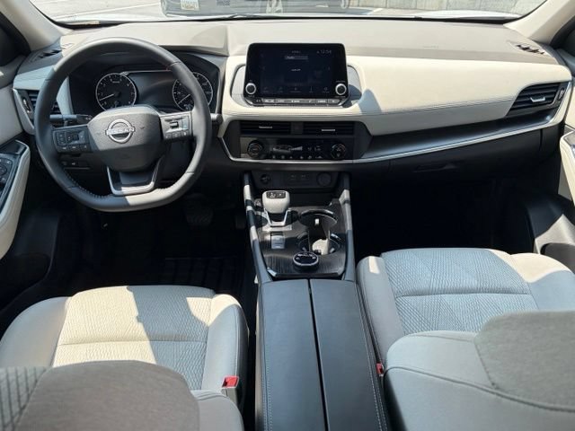 Certified 2025 Nissan Rogue SV AWD/4WD image 34
