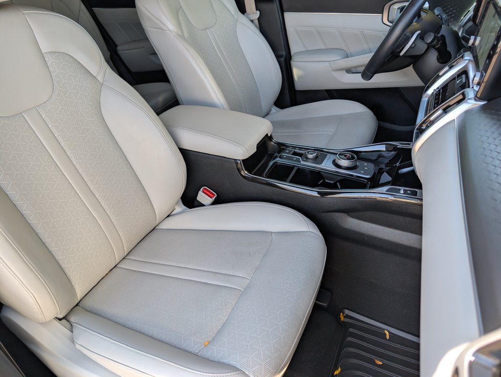 Used 2022 Kia Sorento SX AWD/4WD image 23