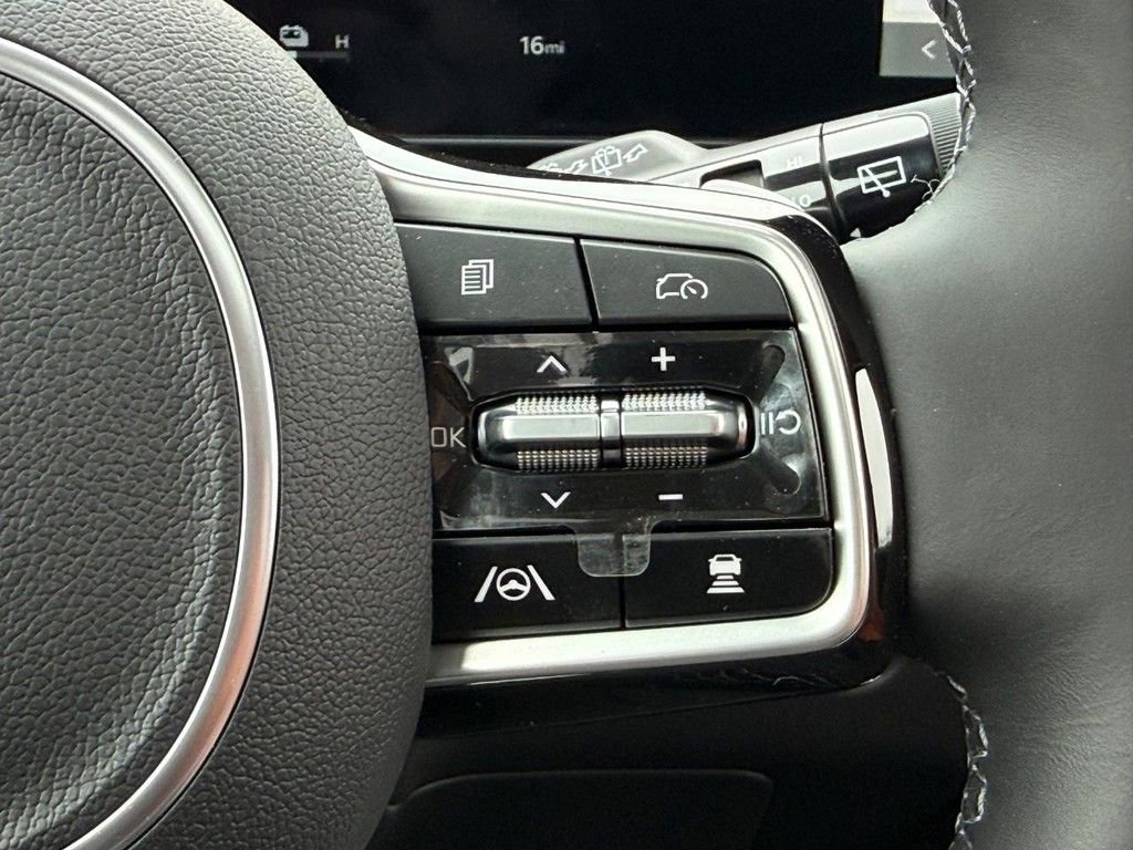 New 2026 Kia Carnival SX Prestige FWD image 12