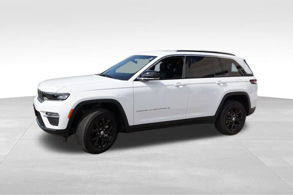 Certified 2025 Jeep Grand Cherokee Limited image 10