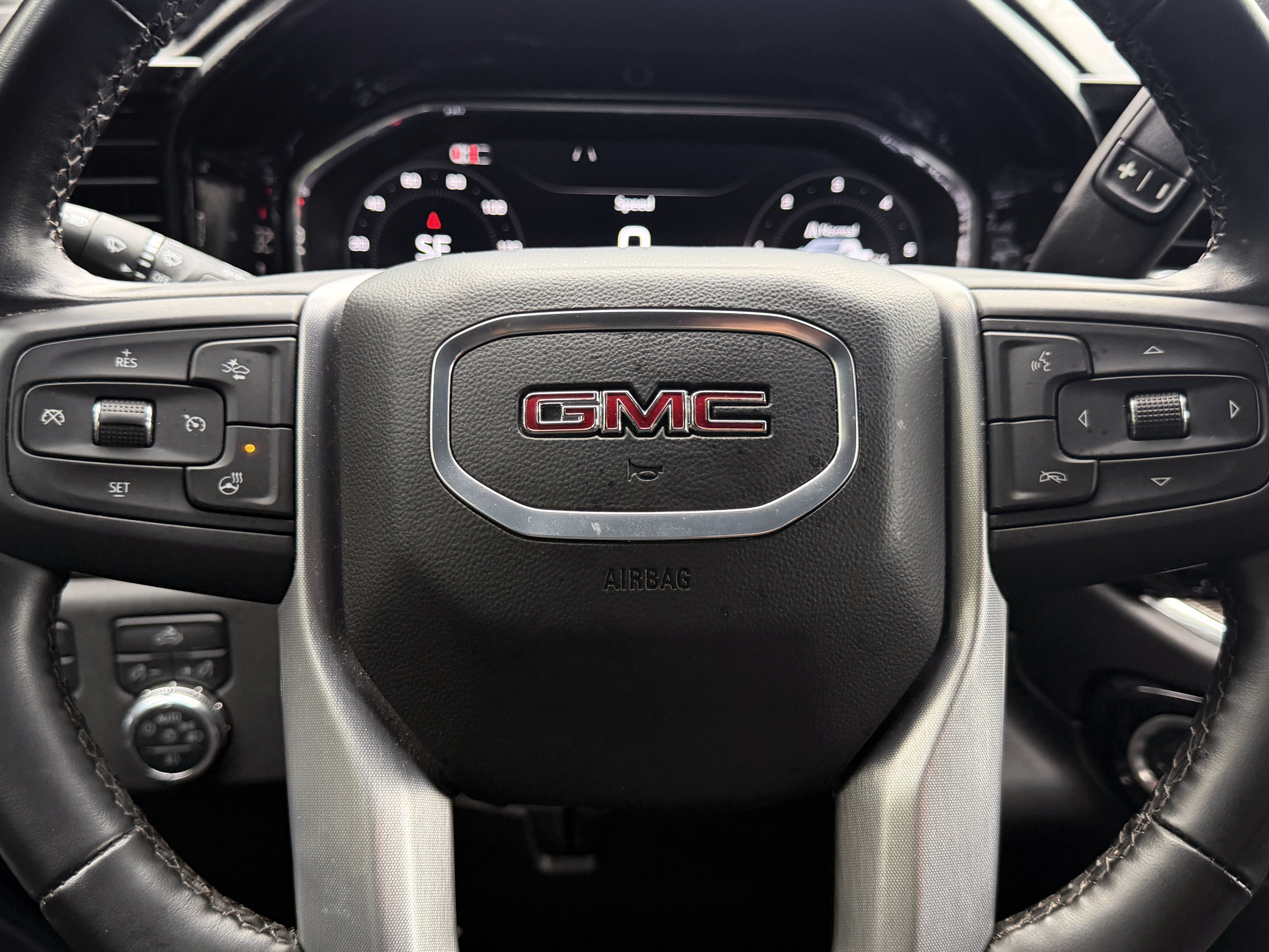Used 2025 GMC Sierra 1500 Elevation AWD/4WD image 17