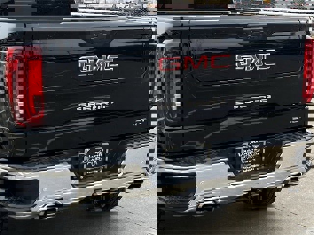 Used 2023 GMC Sierra 1500 SLT w/ SLT Premium Plus Package image 6