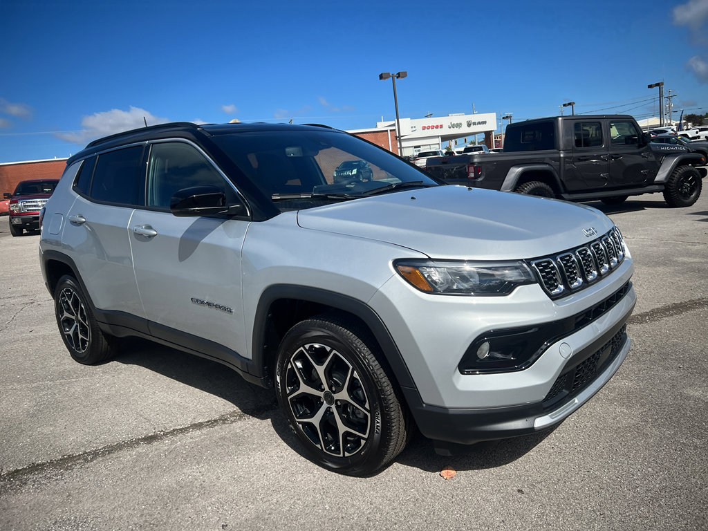 New 2026 Jeep Compass Limited image 3