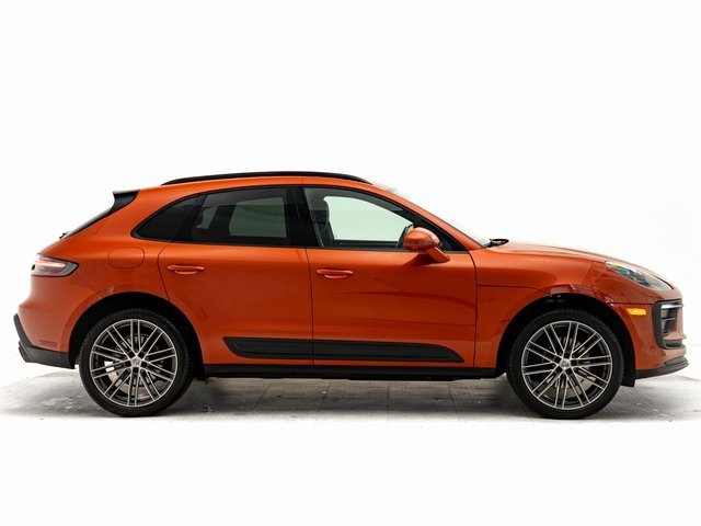 Used 2024 Porsche Macan image 35
