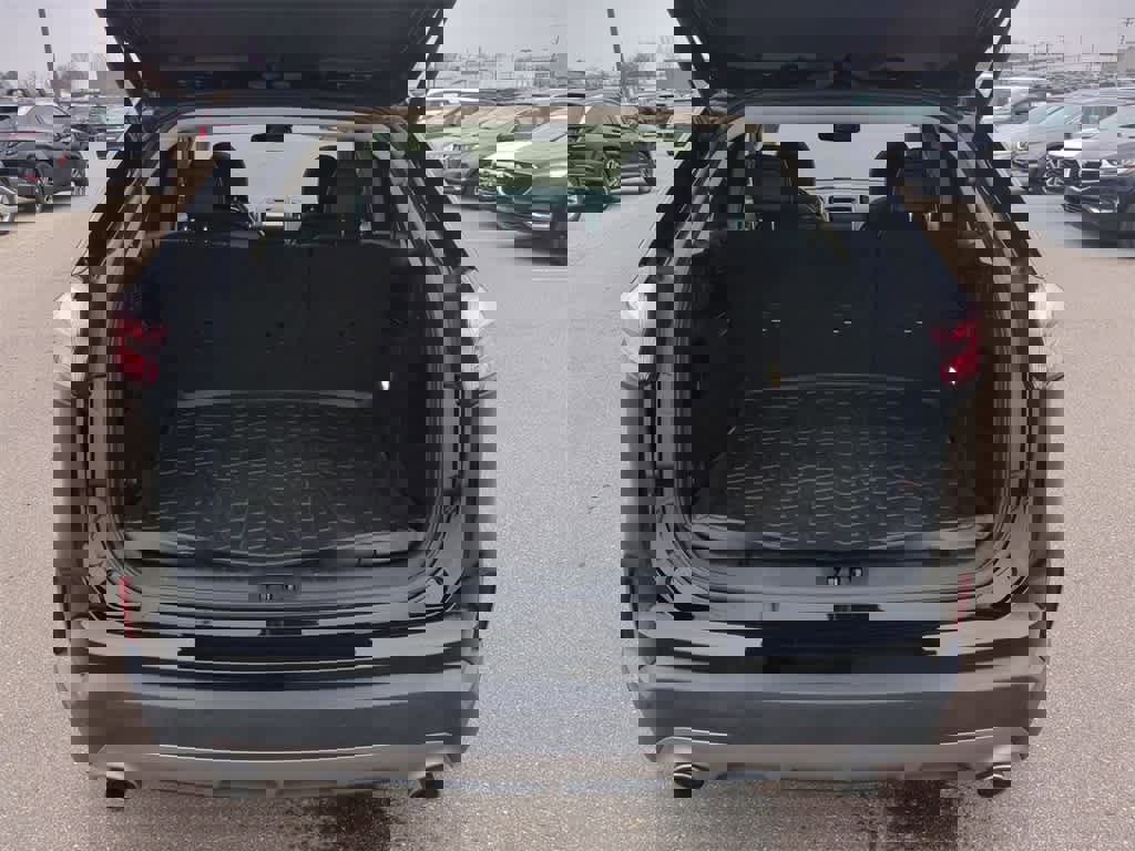 Used 2019 Ford Edge SEL w/ Equipment Group 201A image 27