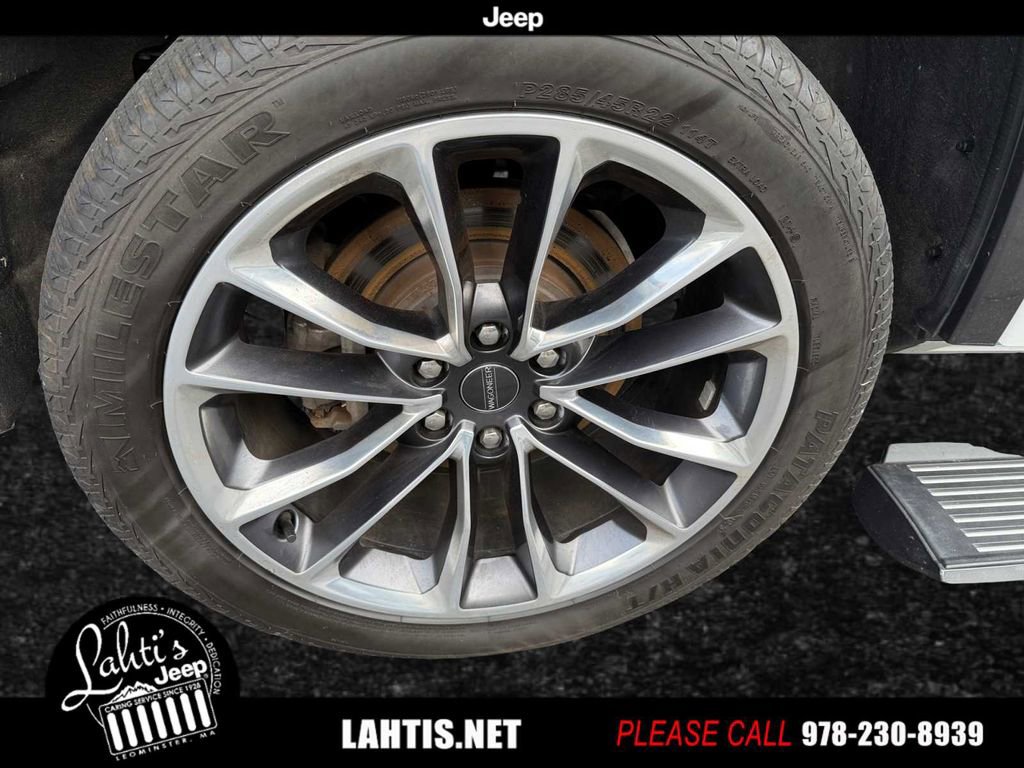 Used 2022 Jeep Wagoneer Series III w/ Premium Group I image 9