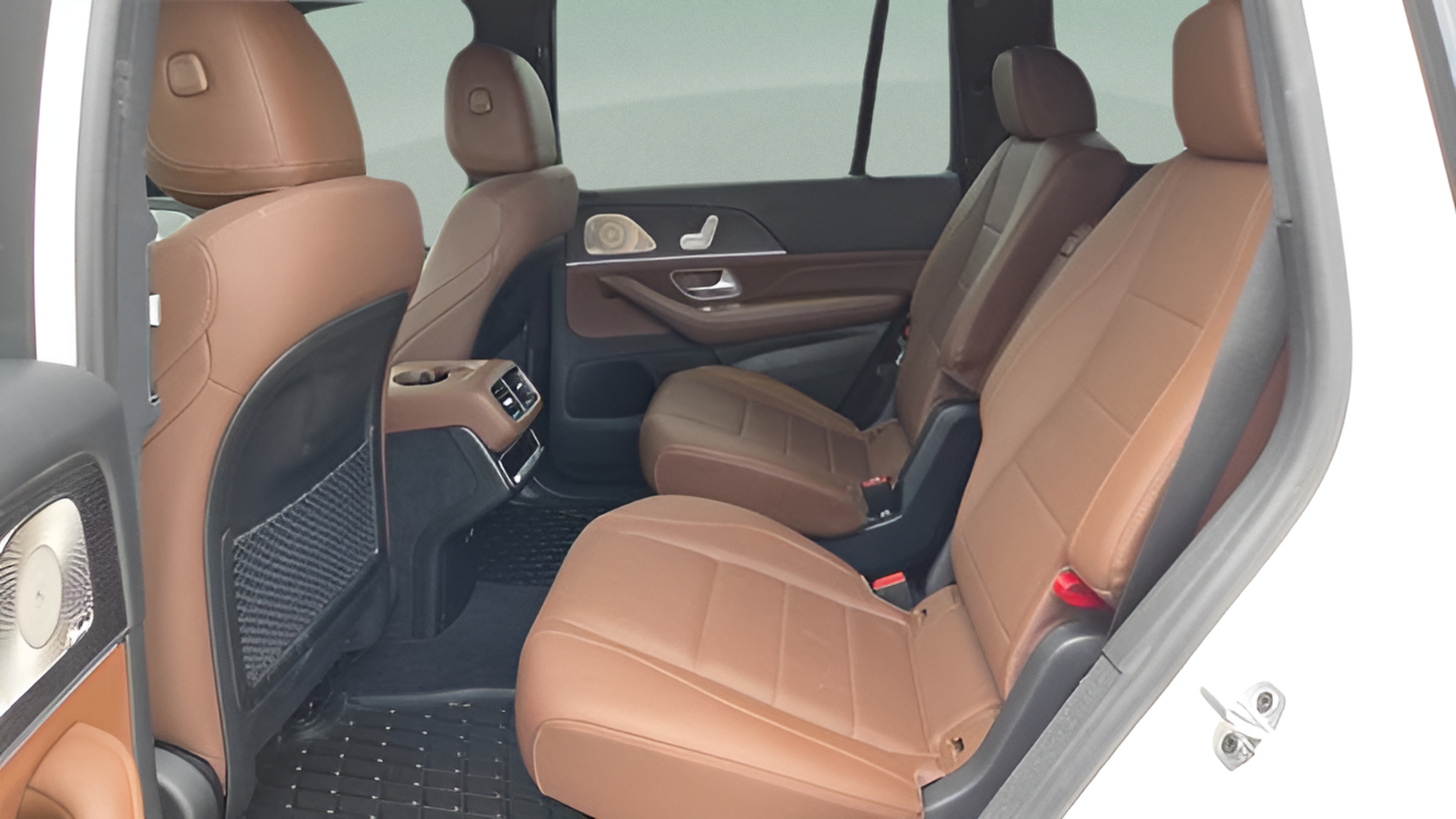 Used 2024 Mercedes-Benz GLS 450 4MATIC image 12