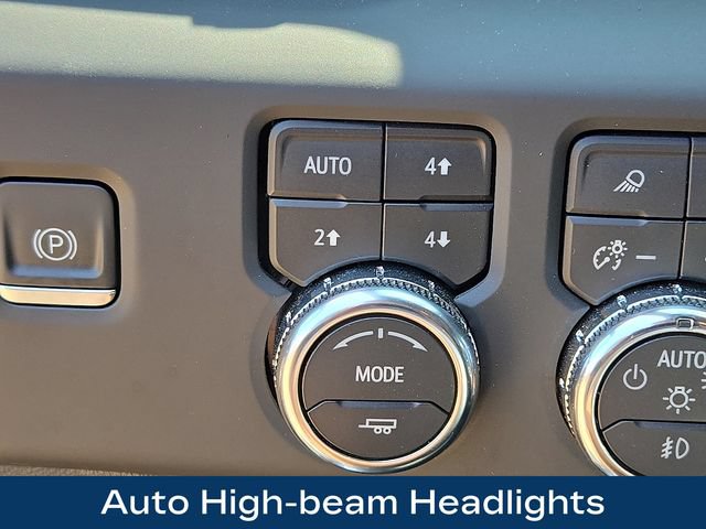 Used 2023 GMC Sierra 1500 Denali w/ Technology Package AWD/4WD image 9