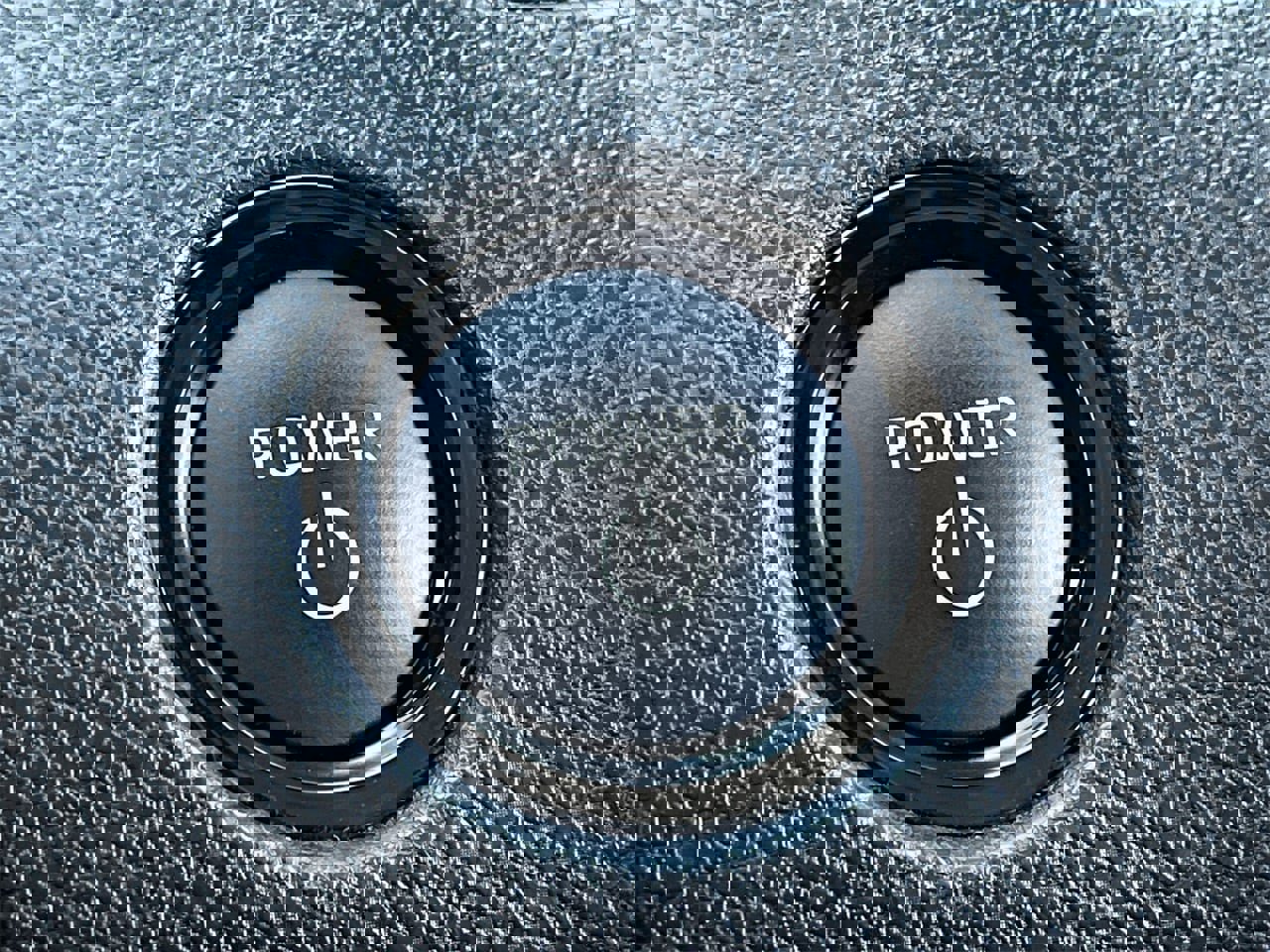 Used 2025 Toyota Camry LE image 19